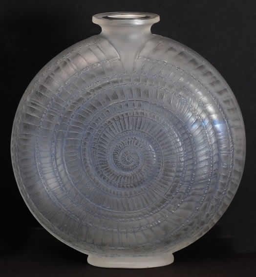 R. Lalique Escargot Vase