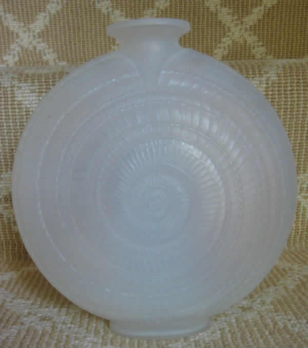 Rene Lalique Vase Escargot