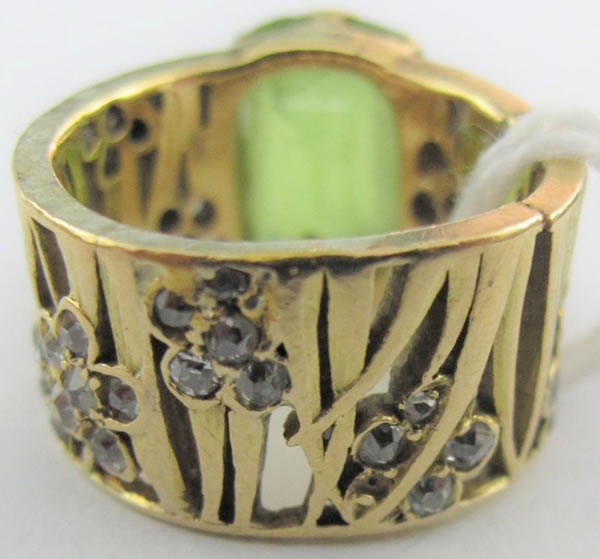 R. Lalique Feuillage et Fleurettes Ring