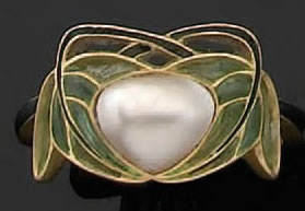 Rene Lalique Feuilles Et Nacre Ring