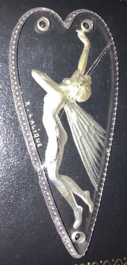 R. Lalique Figurine Ailee-2 Pendant