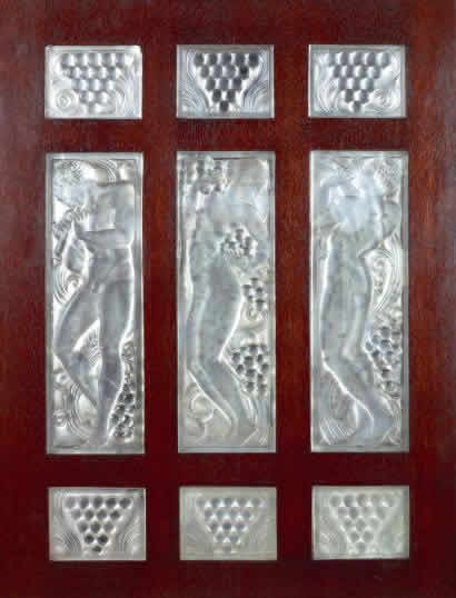 R. Lalique Figurine Et Raisins Tete Baissee Droit Panel