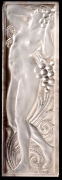 Rene Lalique Panel Figurine et Raisins Tete Levee Gauche