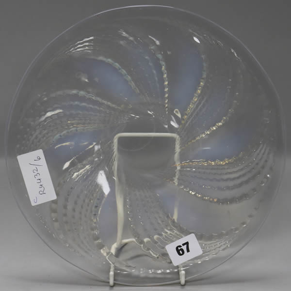 R. Lalique Fleurons Plate