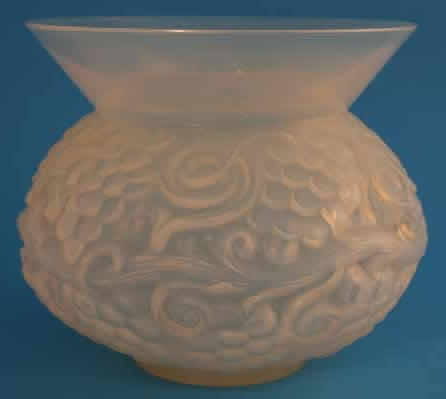 R. Lalique Fontainebleau Vase