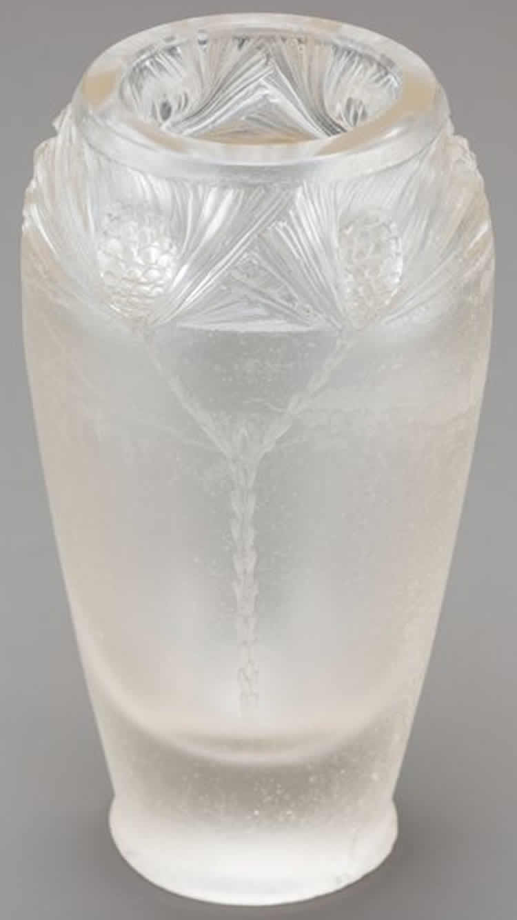 R. Lalique Frise Sapin Et Branches Cire Perdue Vase