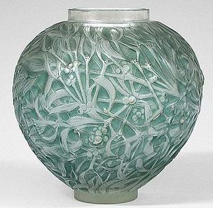 Rene Lalique  Gui Vase 