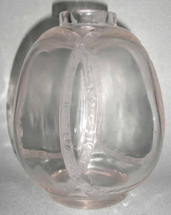 R. Lalique Guirlande De Roses Vase