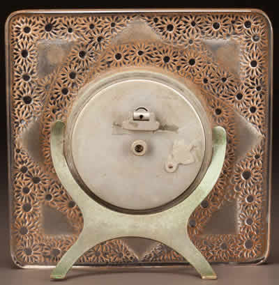 R. Lalique Guirlandes Clock