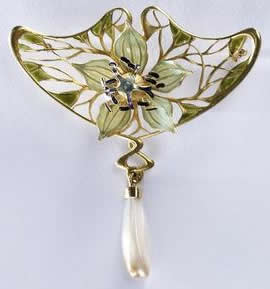 Rene Lalique Himalayan Poppy Pendant