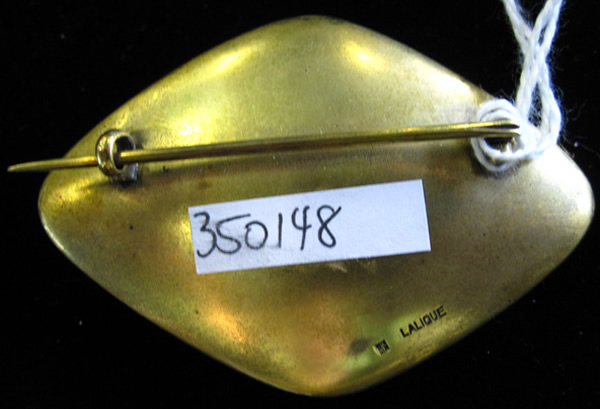 Lalique Brooch La Baiser 7712 - RLalique.com