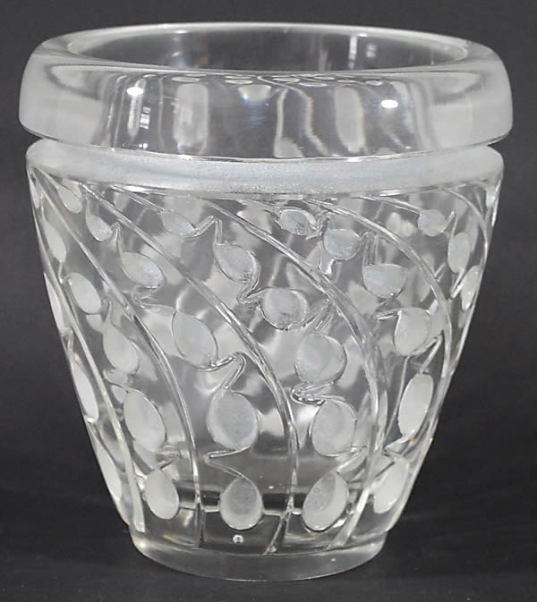 R. Lalique Lemna Vase