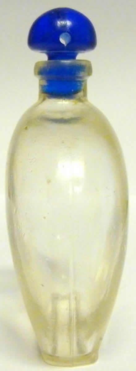 R. Lalique Leur Coeur Perfume Bottle