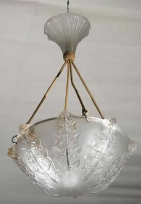 R. Lalique Lierre Chandelier