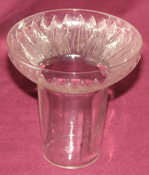 R. Lalique Lotus-3 Water Glass