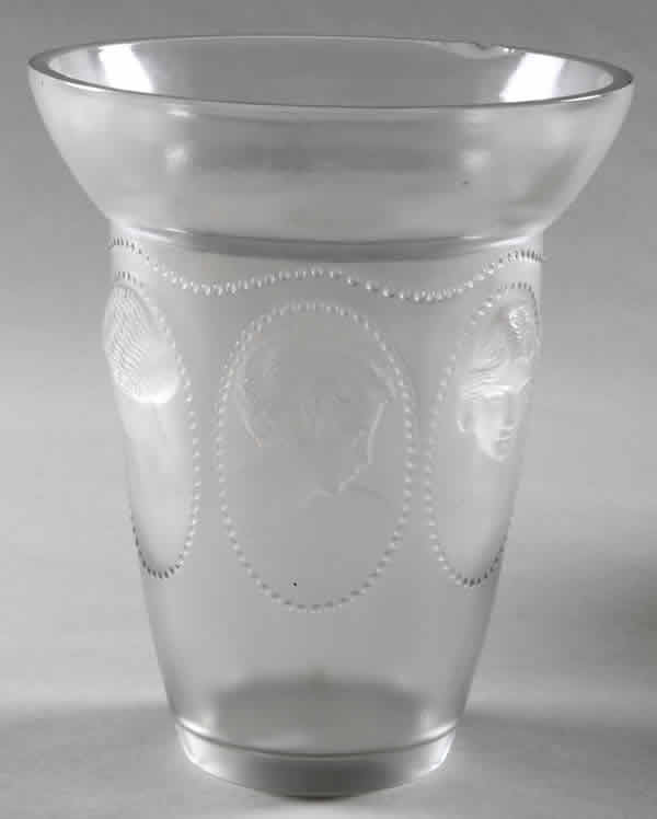 R. Lalique Medaillons Vase