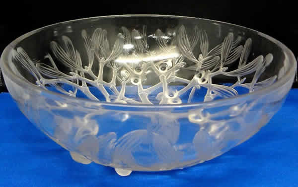 R. Lalique Mistletoe Bowl
