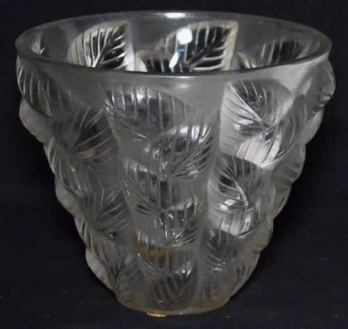 R. Lalique Moissac Vase