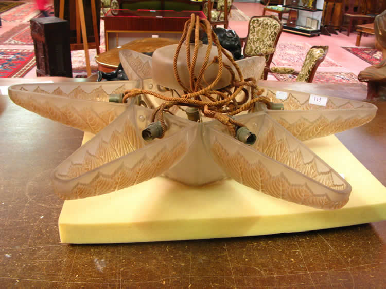 R. Lalique Noisetier Chandelier