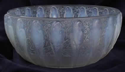 R. Lalique Parakeets Bowl