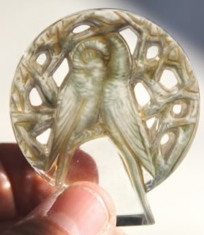 R. Lalique Perruches Seal