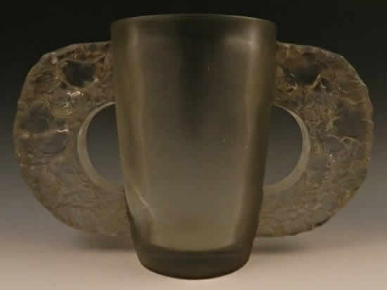 R. Lalique Petrarque Vase