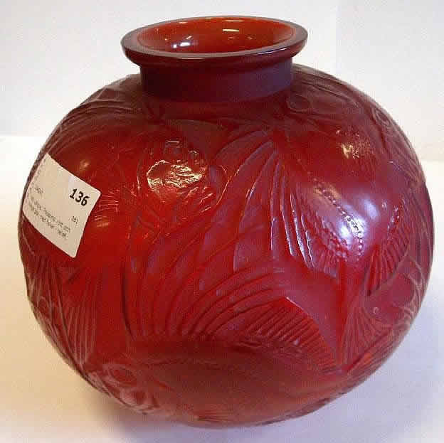 R. Lalique Poissons Vase