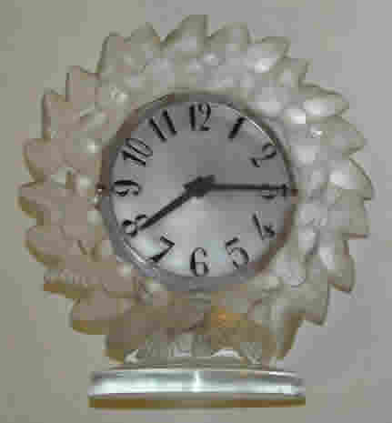 R. Lalique Roitelets Table Clock