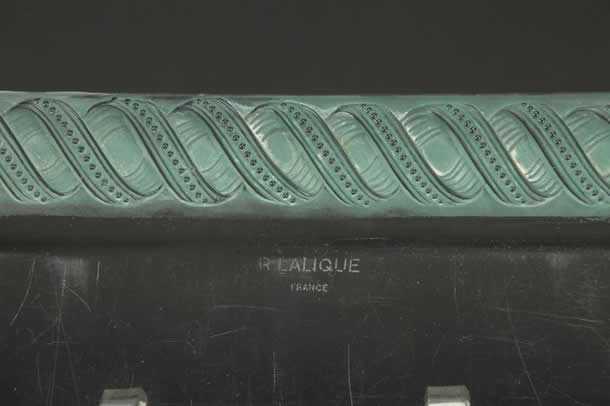 R. Lalique Rubans Tray