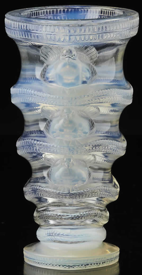 R. Lalique Saint-Marc Vase