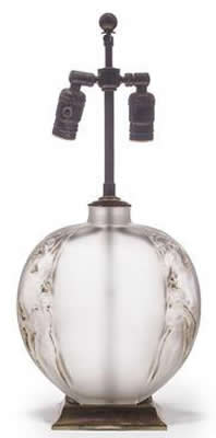 R. Lalique Sirenes Avec Bouchon Figurine Vase Lamp
