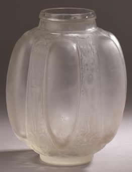 R. Lalique Six Figurines Et Masques Vase