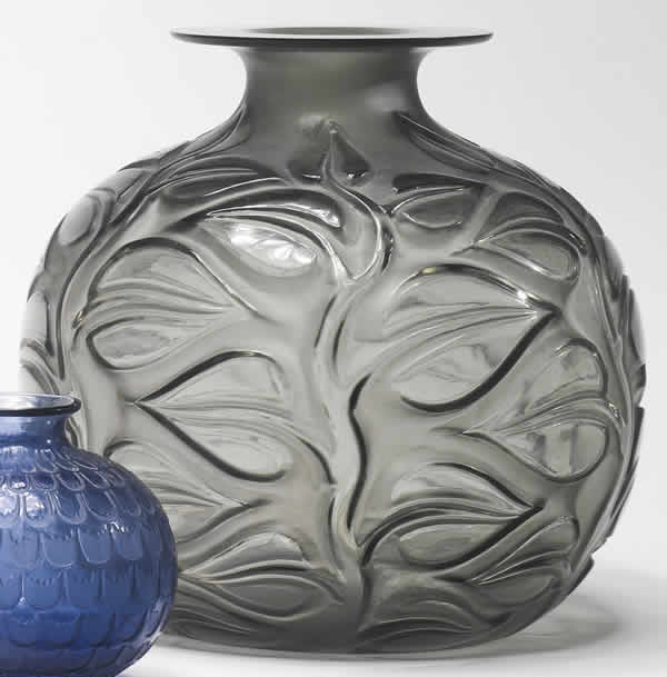 R. Lalique Sophora Vase