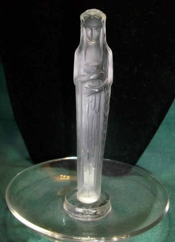 Rene Lalique  Statuette De La Fontaine Cendrier 