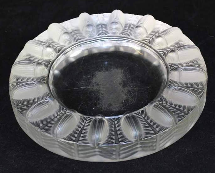 R. Lalique Tabago Pin Dish
