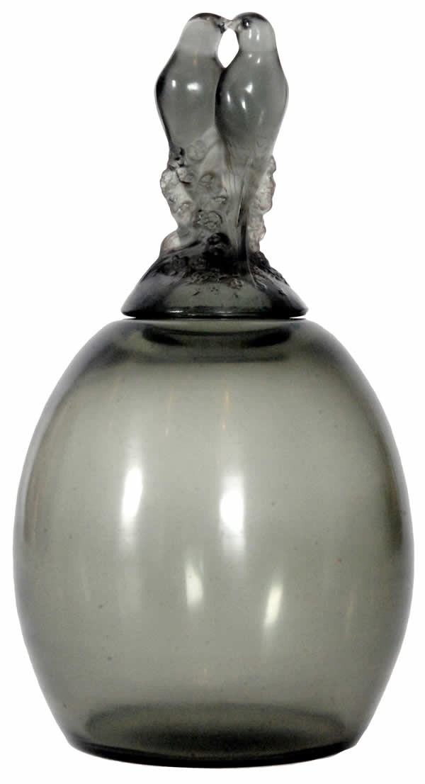 Rene Lalique  Tourterelles Covered Vase 