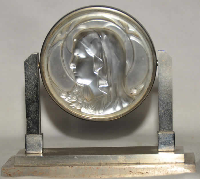 R. Lalique Vierge Marie Medallion