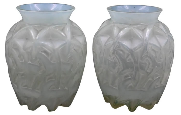 Rene Lalique Vase Chamois