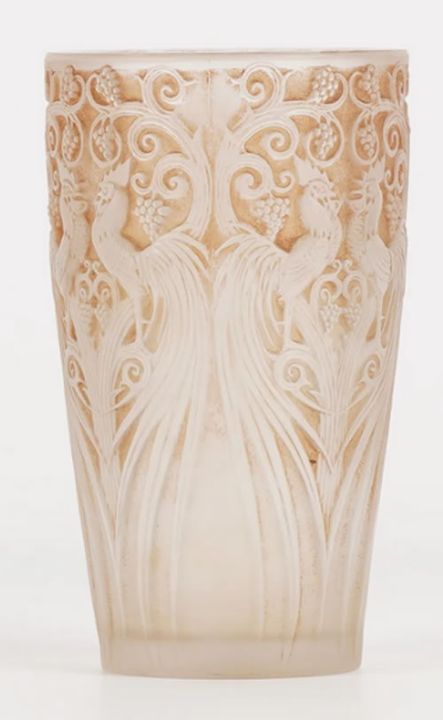 Rene Lalique Vase Coqs et Raisins