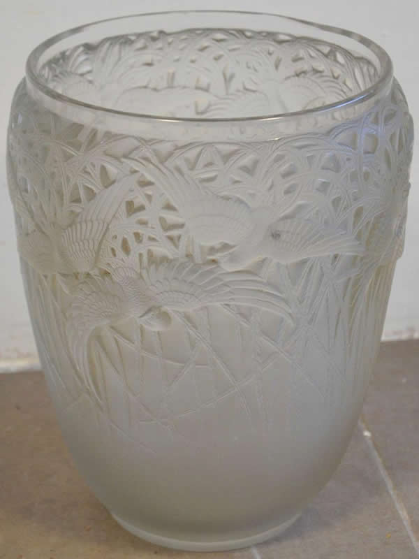 Rene Lalique Vase Aigrettes
