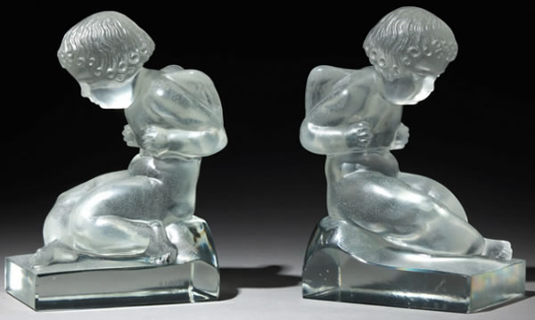 R. Lalique Amour Bookend 2 of 2