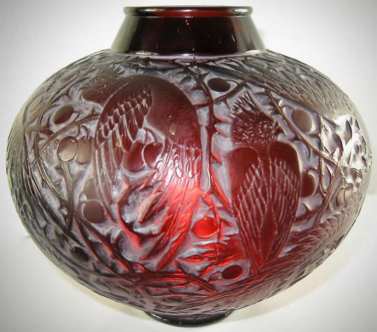 R. Lalique Aras Vase