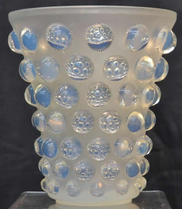 R. Lalique Bammako Vase