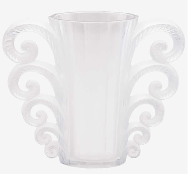 R. Lalique Beauvais Vase