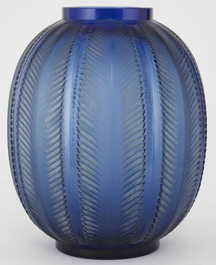 R. Lalique Biskra Vase