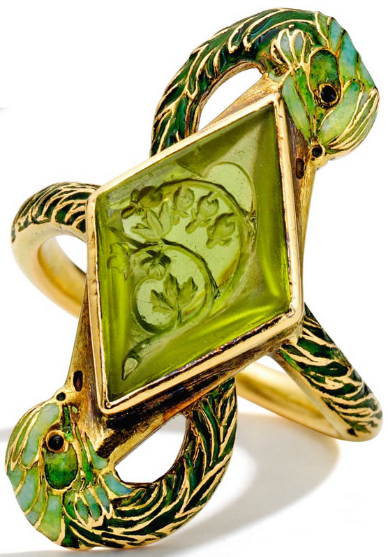 Rene Lalique Ring Bleeding Hearts