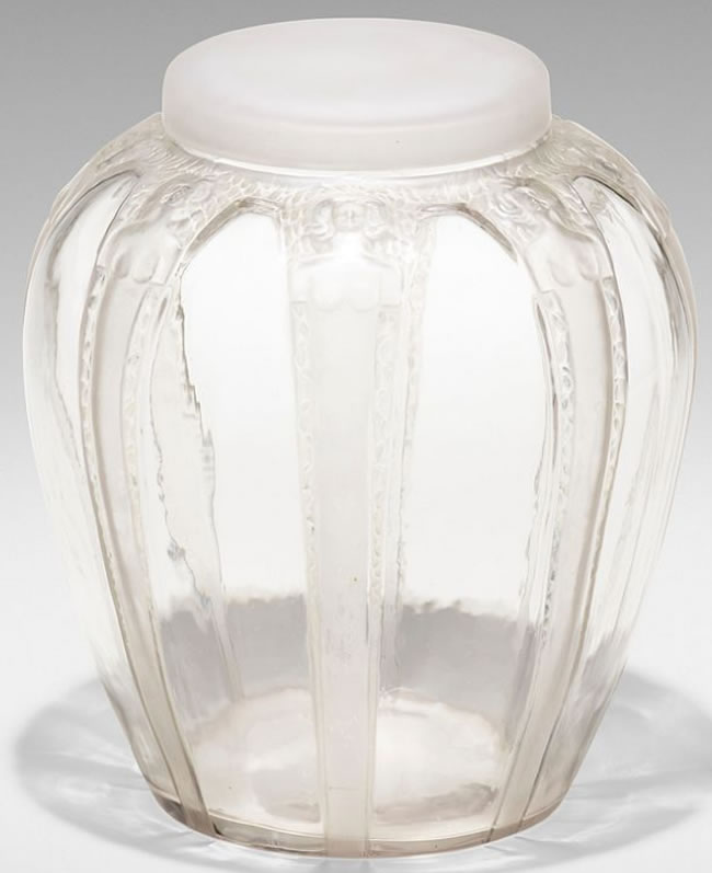 R. Lalique Cariatides Covered Vase 2 of 2