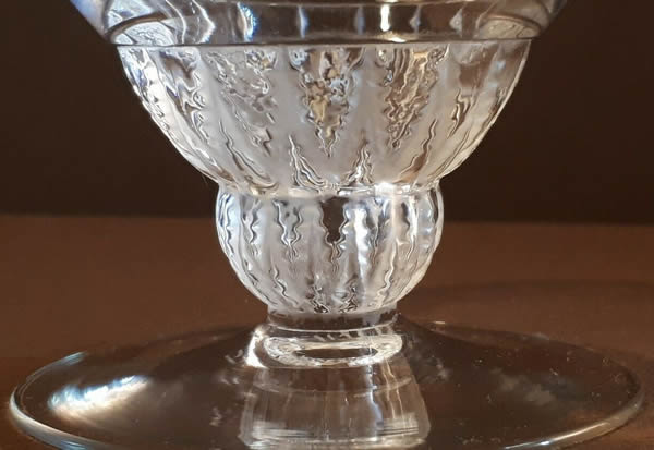 R. Lalique Champigny Champagne Glass 2 of 2