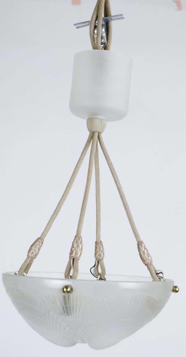 R. Lalique Coquilles Light Fixture