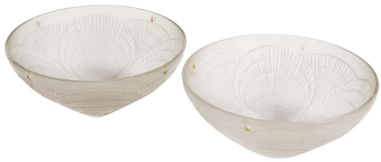 R. Lalique Coquilles Light Shade